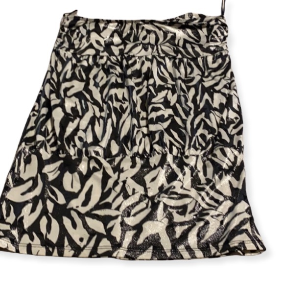 Wet Seal Animal Print Strapless & Shimmery - Picture 2 of 6